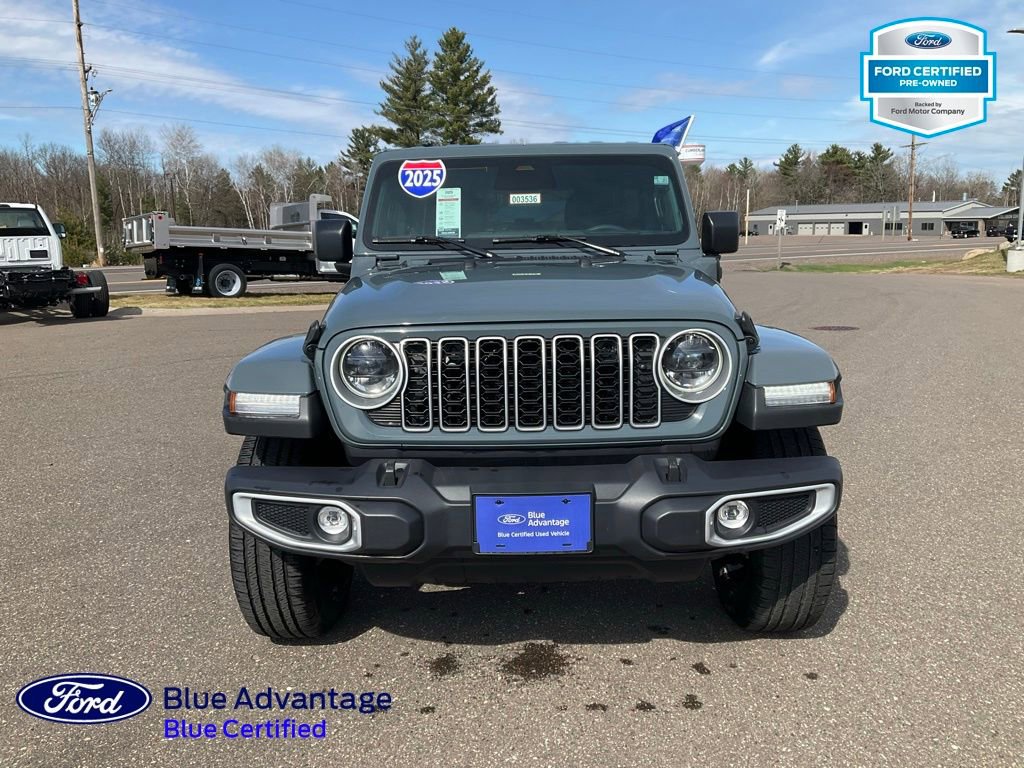 Used 2025 Jeep Wrangler Unlimited Sahara AWD/4WD image 28