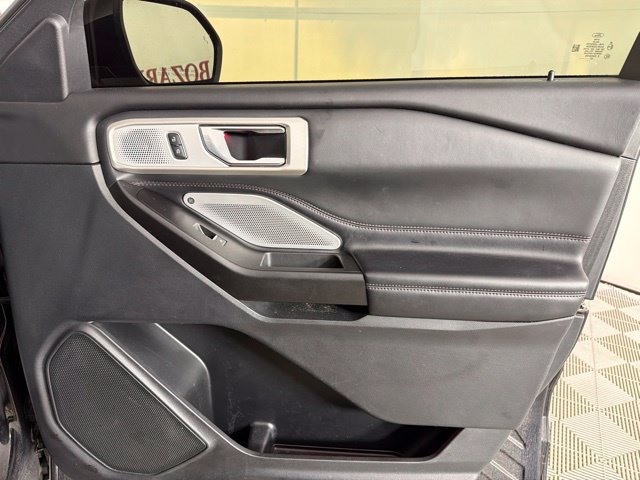 Certified 2020 Ford Explorer Platinum w/ Premium Technology Package AWD/4WD image 31