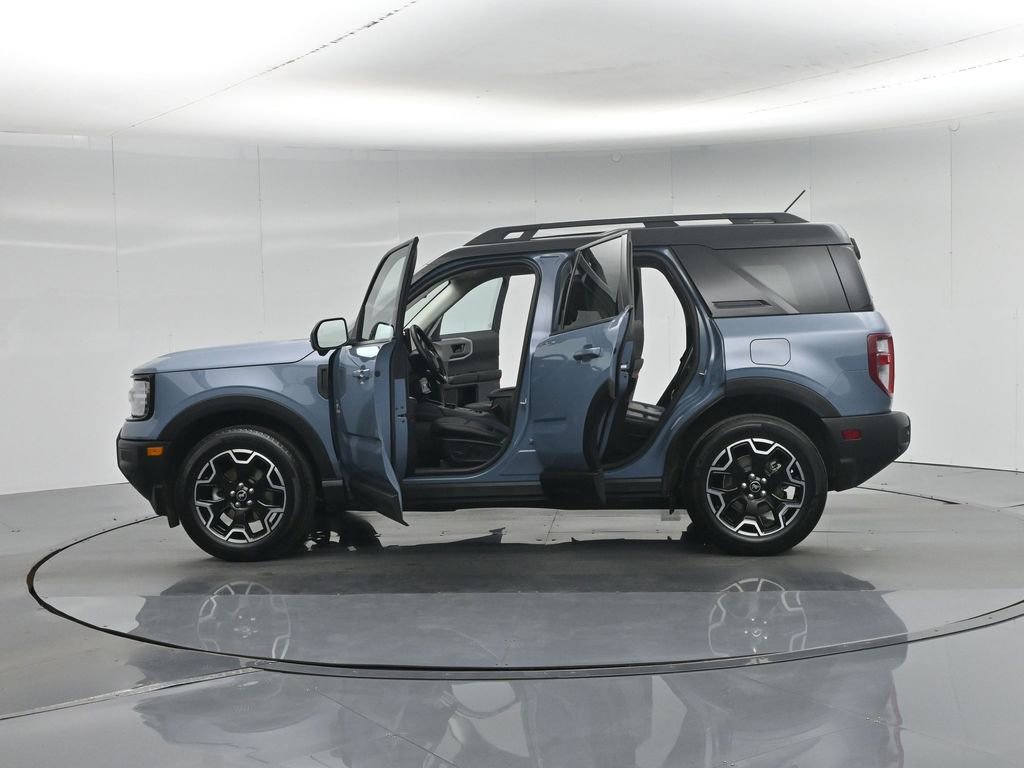 Certified 2025 Ford Bronco Sport Outer Banks w/ Outer Banks Tech Package+ image 38