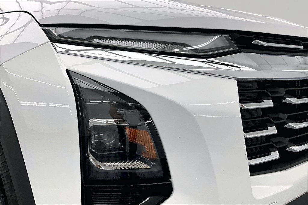 Used 2026 Chevrolet Equinox LT AWD/4WD image 29