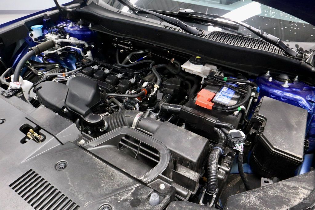 Used 2025 Honda CR-V LX image 12