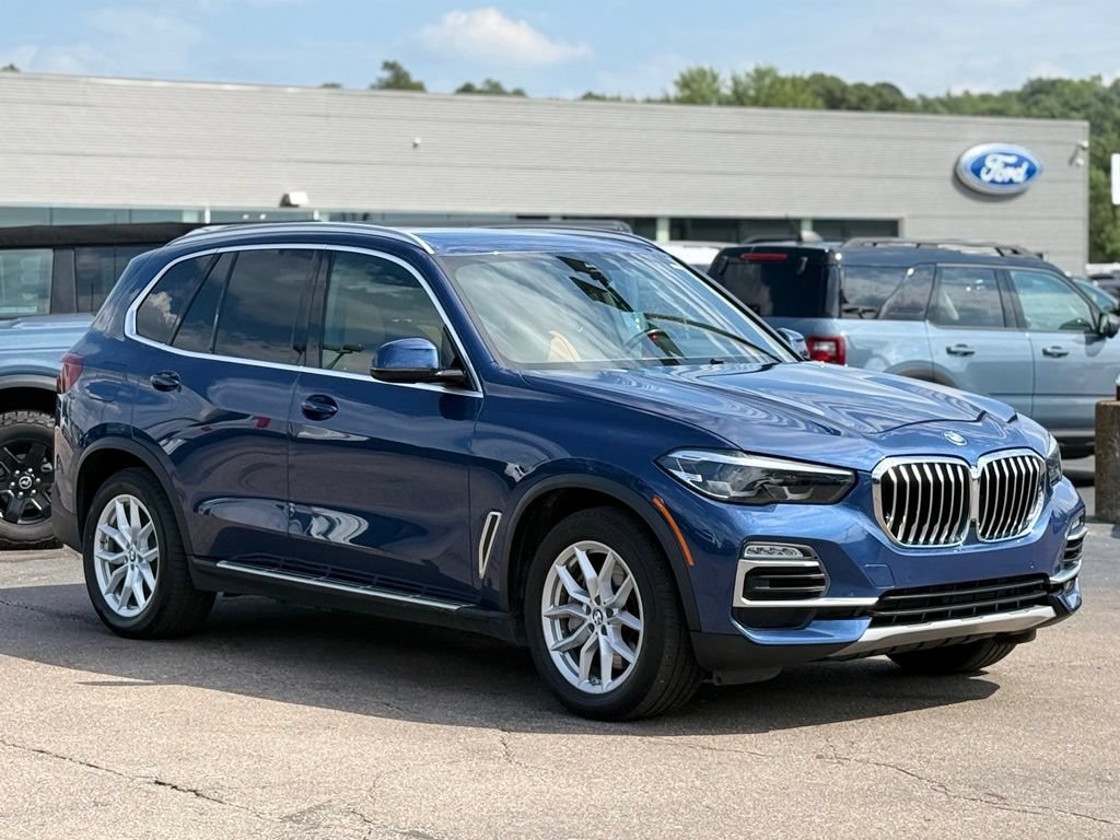 Used 2021 BMW X5 xDrive45e w/ Premium Package 2 AWD/4WD image 32