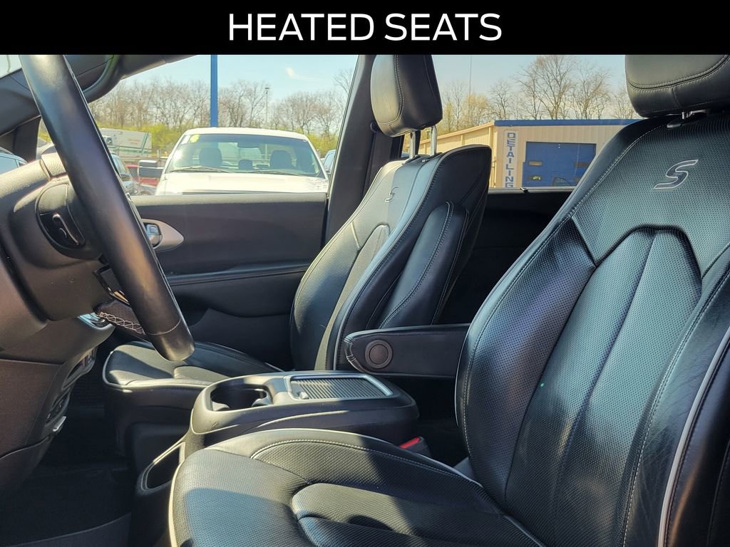 Used 2020 Chrysler Pacifica Limited w/ Advanced Safetytec Group image 14