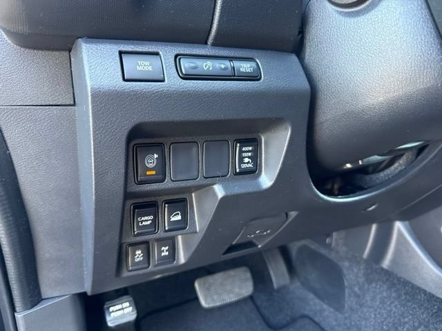 Used 2022 Nissan Frontier PRO-4X w/ Pro-4X Premium Package AWD/4WD image 17