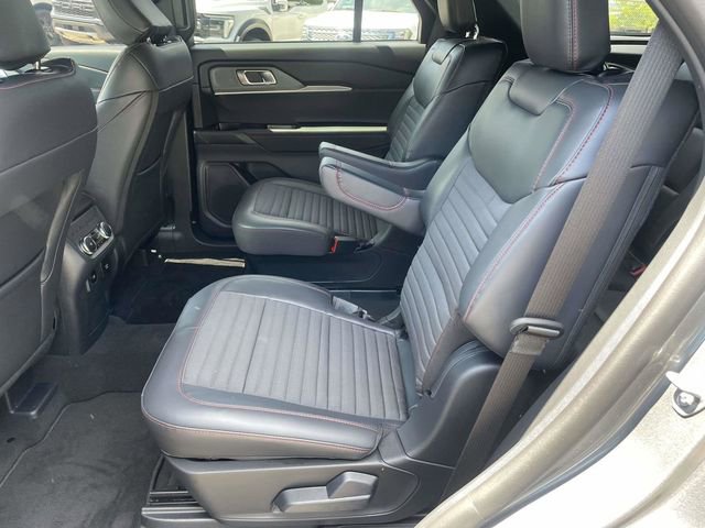 Certified 2026 Ford Explorer ST-Line w/ ST-Line Street Pack RWD image 12