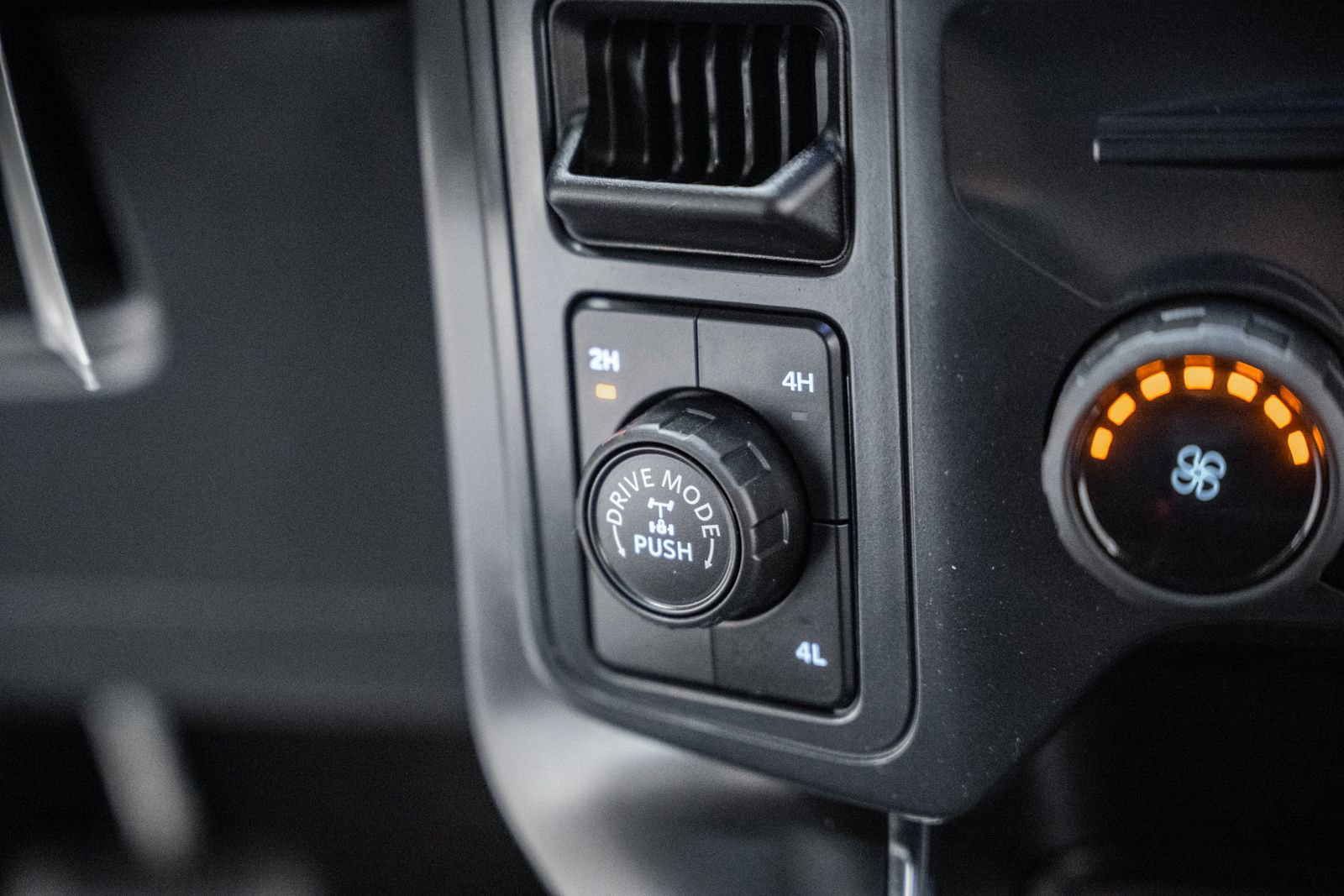 Certified 2026 Ford F150 STX image 30