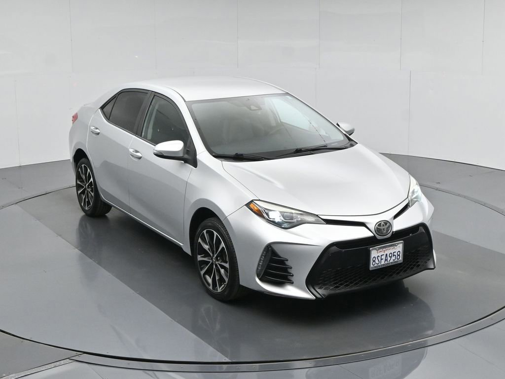 Used 2017 Toyota Corolla SE w/ Carpet Mat Package (TMS) FWD image 4
