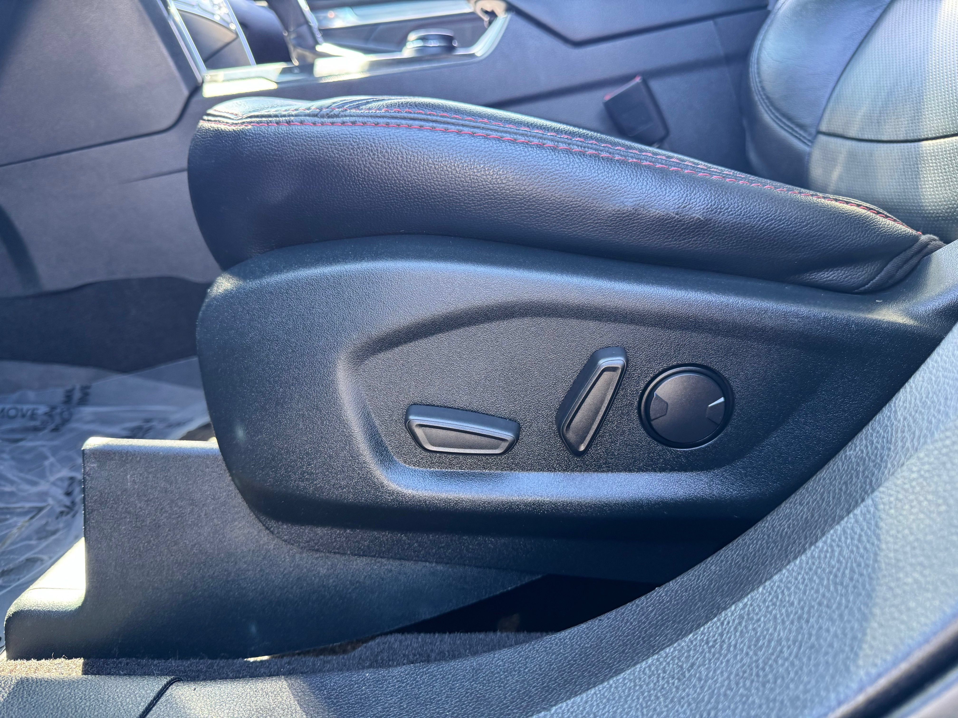 Certified 2019 Ford Explorer Sport w/ Equipment Group 401A AWD/4WD image 59