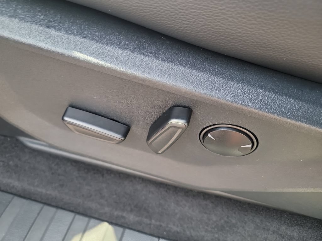 Certified 2026 Ford F150 Lariat AWD/4WD image 17