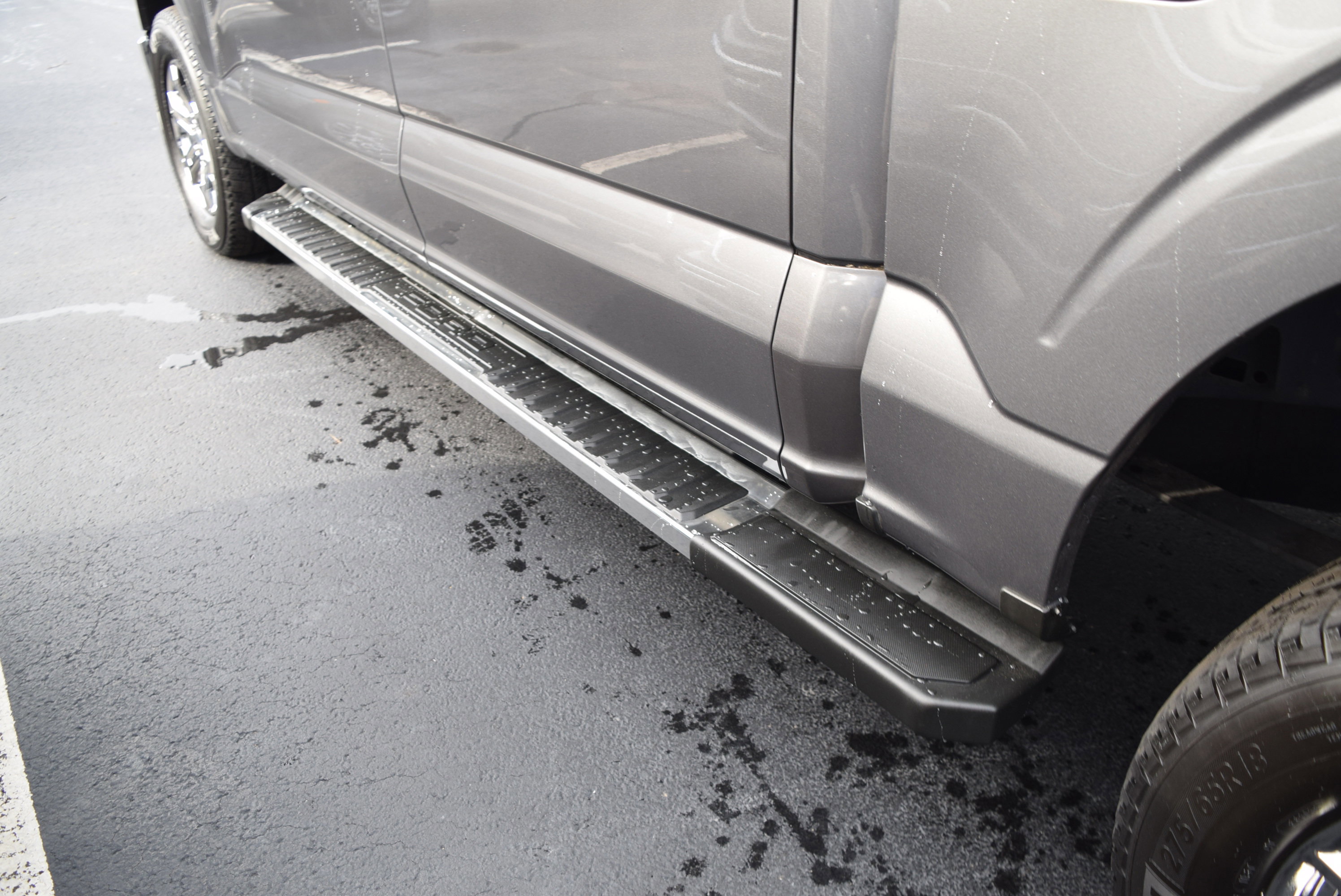 Certified 2022 Ford F150 XLT w/ Equipment Group 302A High image 8