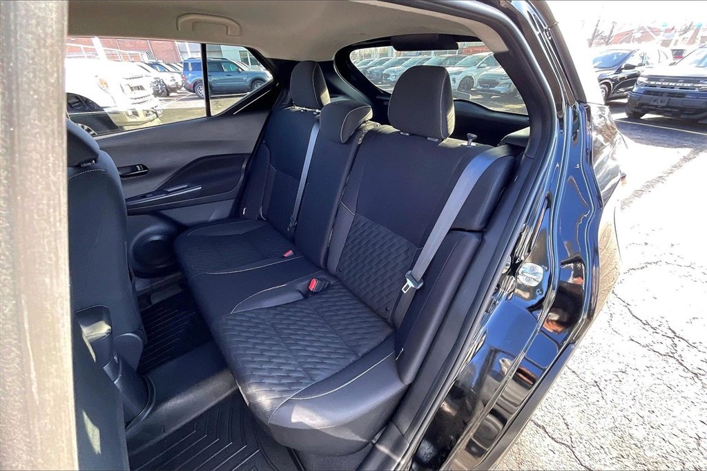 Used 2022 Nissan Kicks S image 23