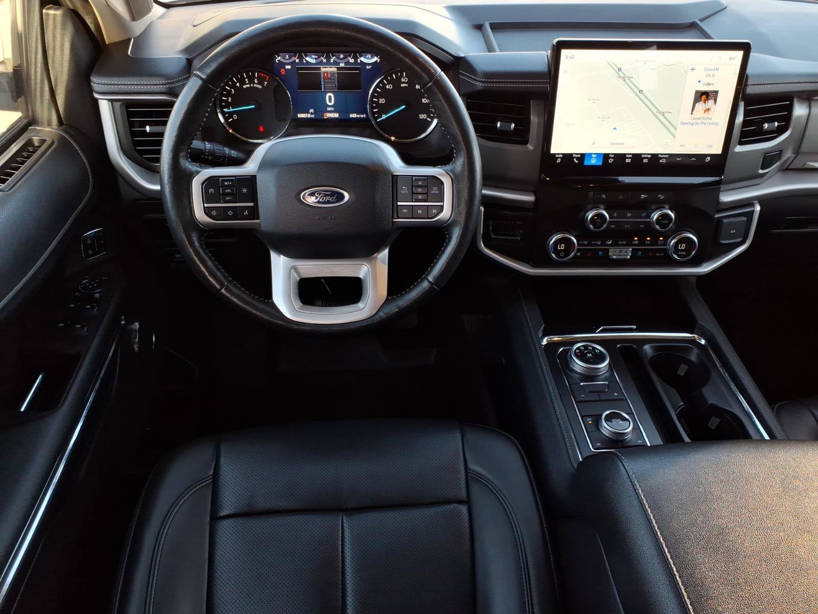 Certified 2024 Ford Expedition XLT image 16