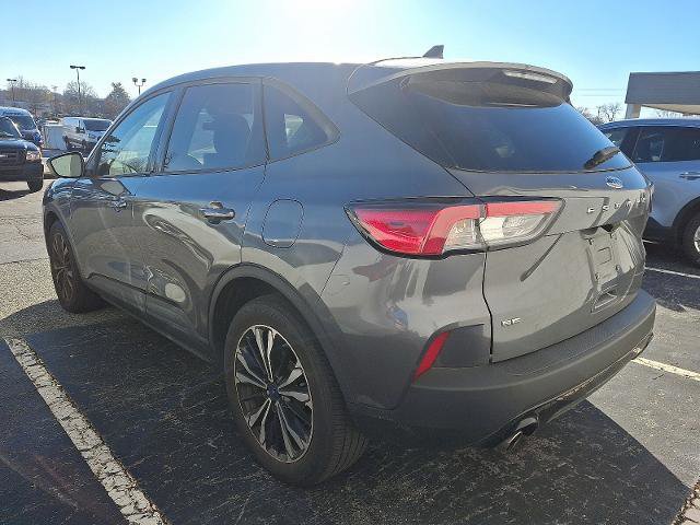 Certified 2022 Ford Escape SE w/ SE Sport Appearance Package image 4