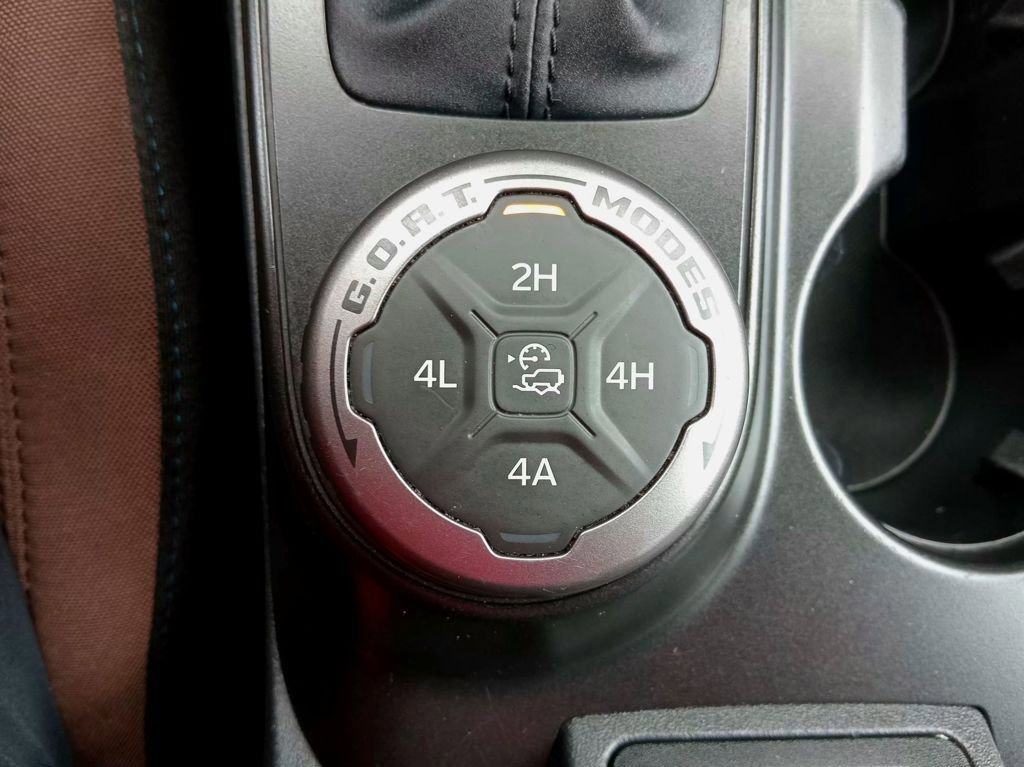 Certified 2022 Ford Bronco Outer Banks w/ Sasquatch Package image 33