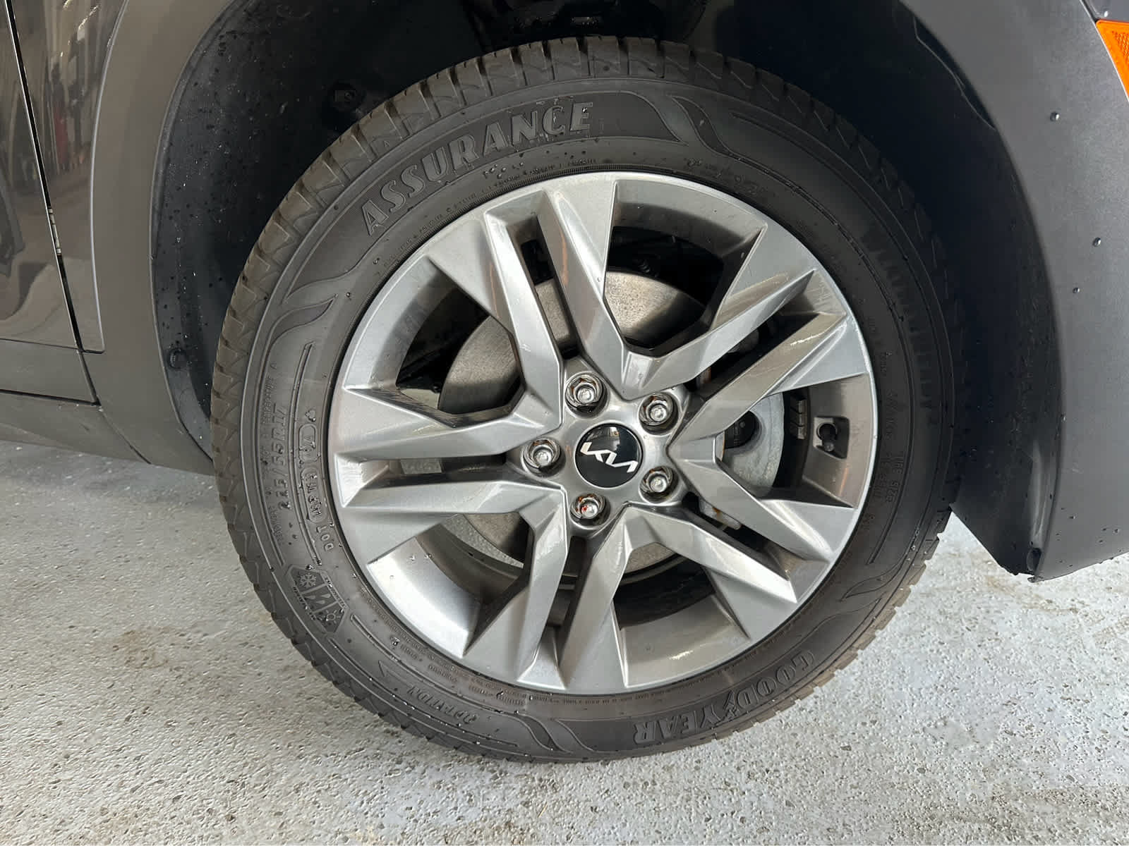 Used 2023 Kia Seltos S w/ Navigation Package AWD/4WD image 33