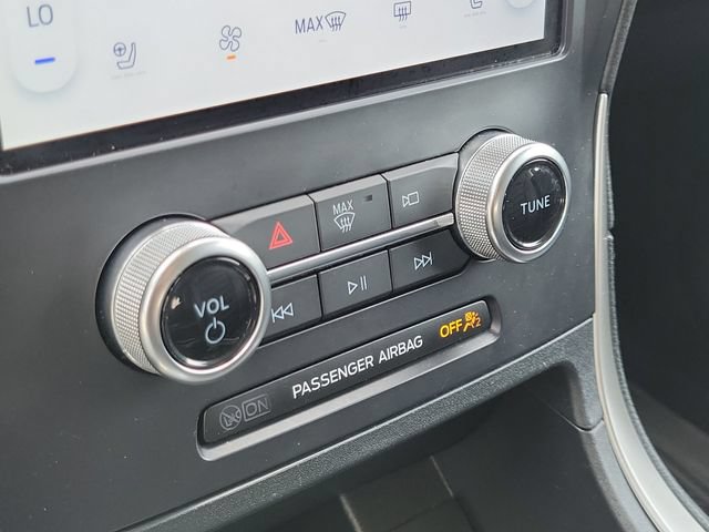 Certified 2024 Ford Edge SEL w/ Convenience Package AWD/4WD image 15