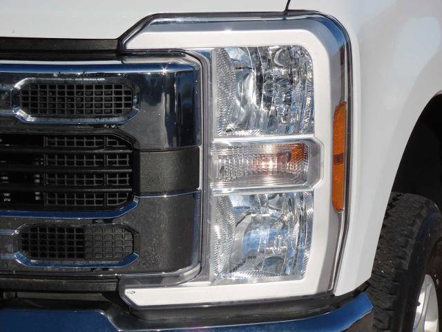 Certified 2025 Ford F250 XLT AWD/4WD image 10