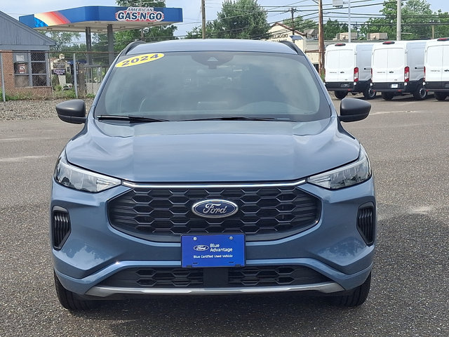 Certified 2024 Ford Escape ST-Line AWD/4WD image 2