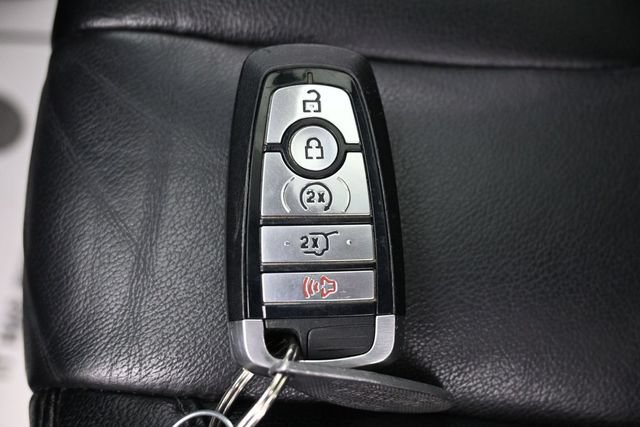 Certified 2022 Ford Edge Titanium AWD/4WD image 27