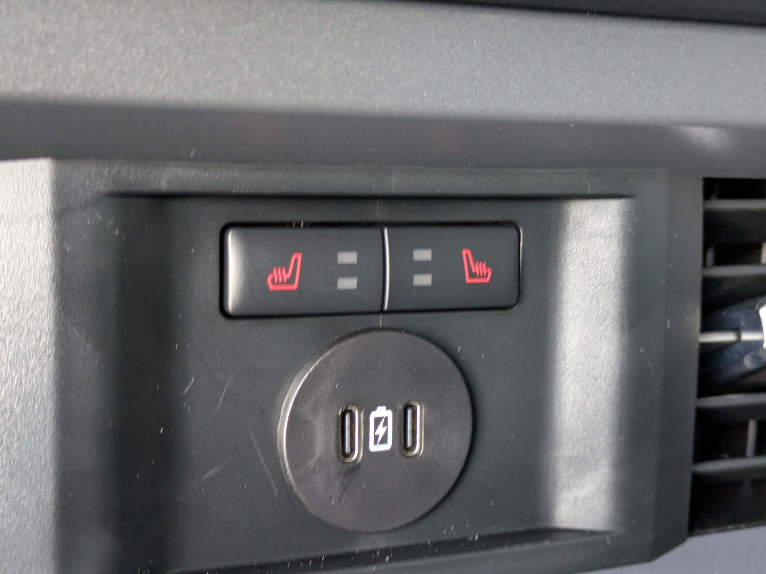 Certified 2024 Ford F250 Lariat w/ Lariat Ultimate Package AWD/4WD image 20