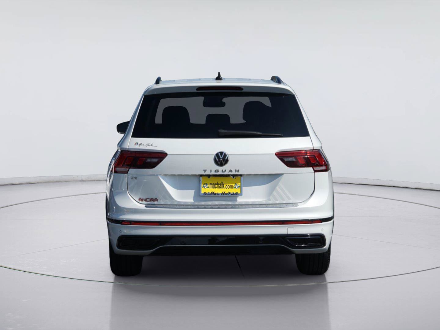 Used 2022 Volkswagen Tiguan SE R-Line FWD image 7