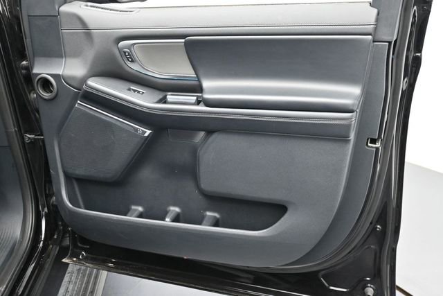 Certified 2025 Ford Expedition Platinum AWD/4WD image 30