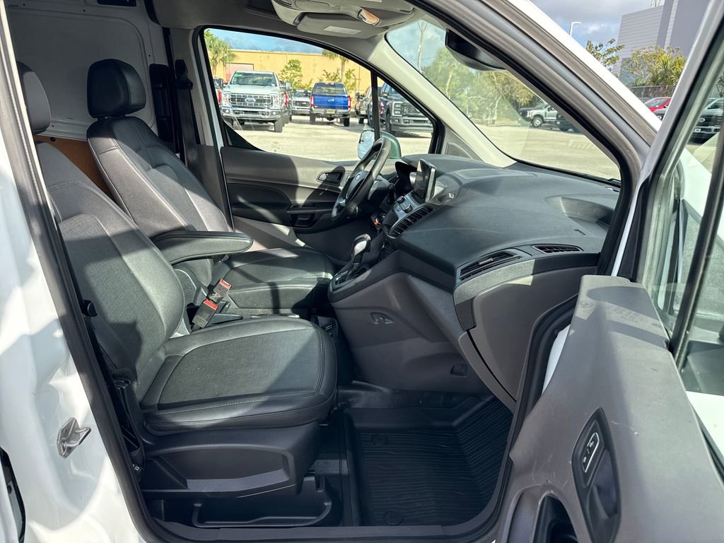 Certified 2020 Ford Transit Connect XL image 23