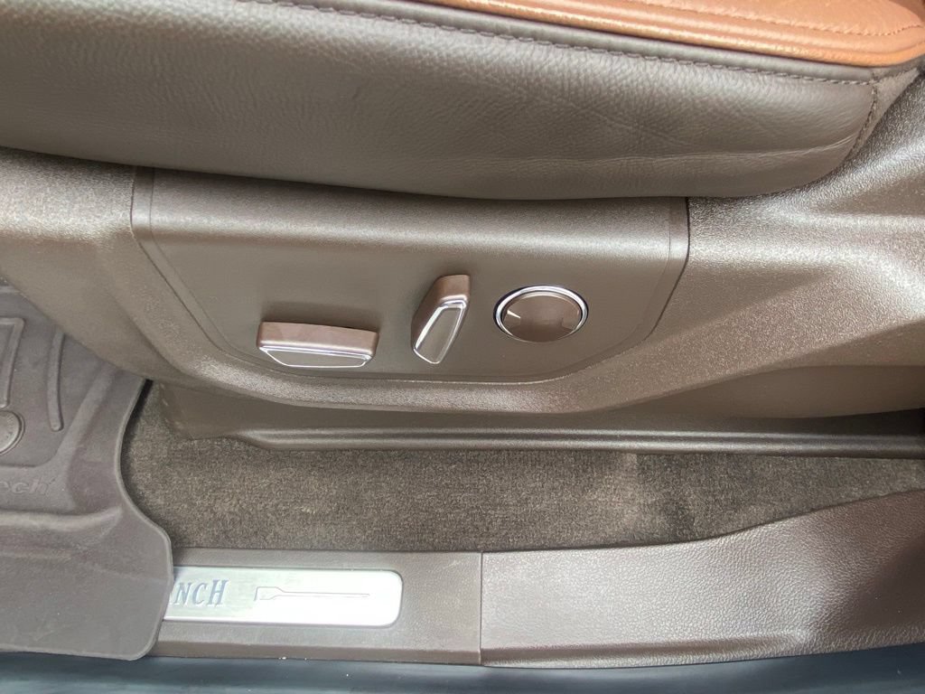 Certified 2024 Ford Expedition King Ranch RWD image 10