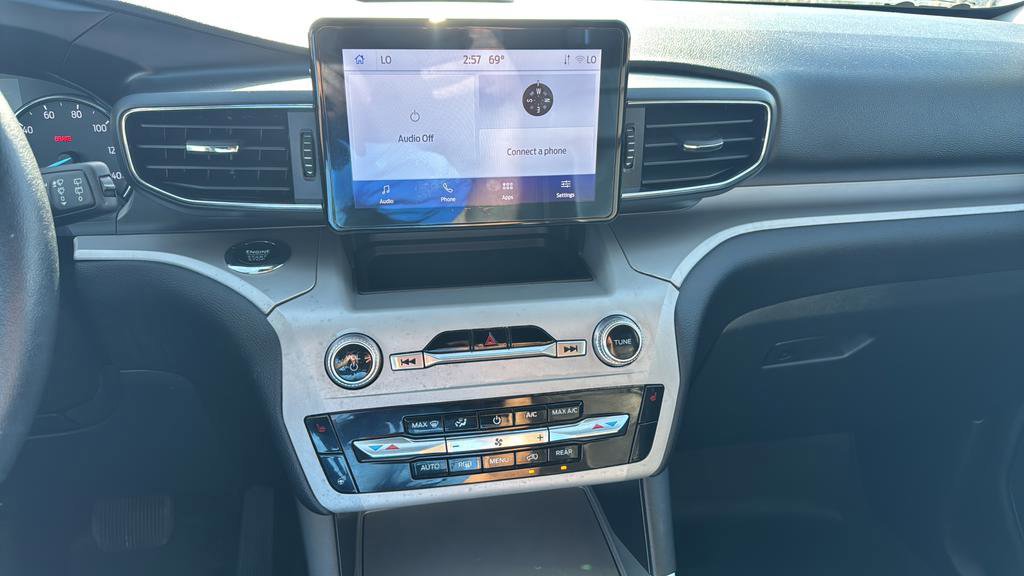 Certified 2023 Ford Explorer XLT w/ Equipment Group 202A image 17