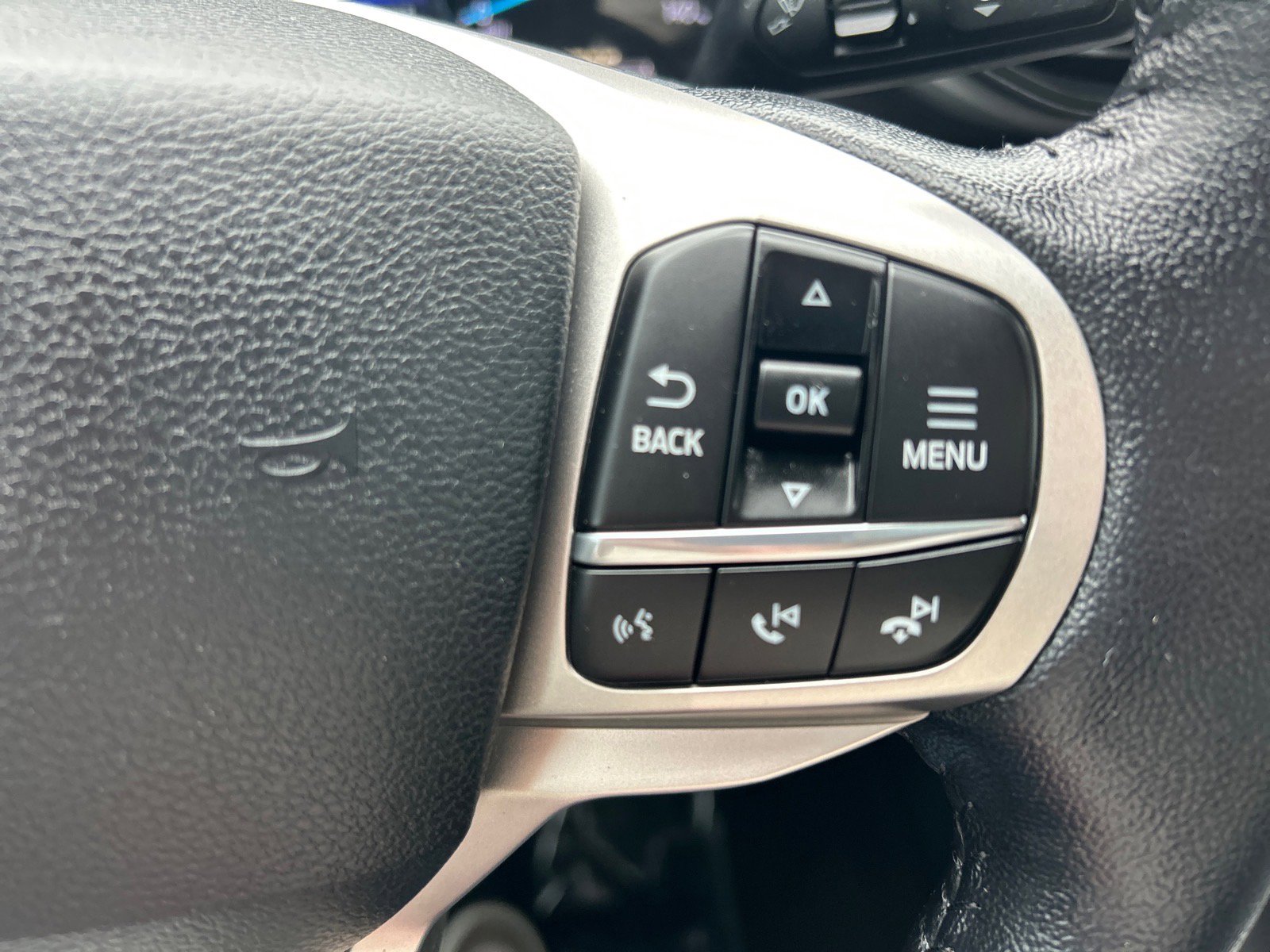 Certified 2021 Ford Explorer XLT AWD/4WD image 25