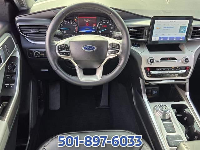 Certified 2024 Ford Explorer XLT w/ Equipment Group 202A RWD image 11