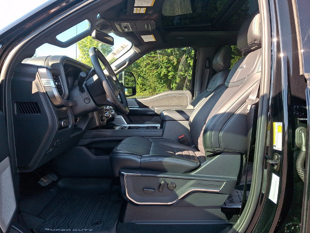 Certified 2026 Ford F350 Platinum w/ Tremor Off-Road Package AWD/4WD image 13