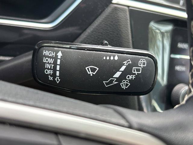 Used 2022 Volkswagen Tiguan SE FWD image 31