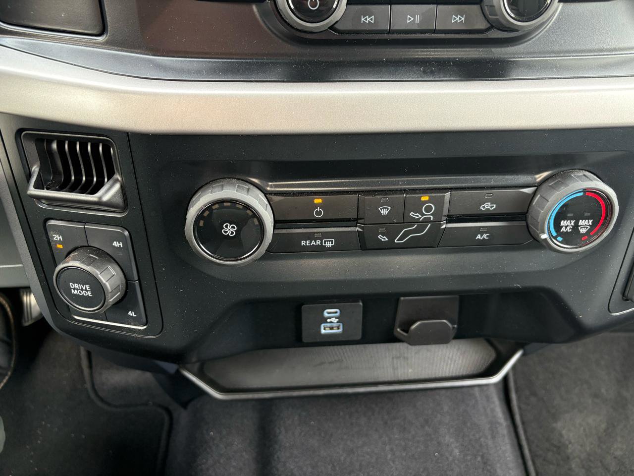 Certified 2023 Ford F150 XLT AWD/4WD image 30
