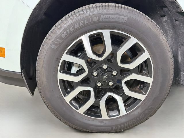 Certified 2024 Ford Maverick Lariat FWD image 38