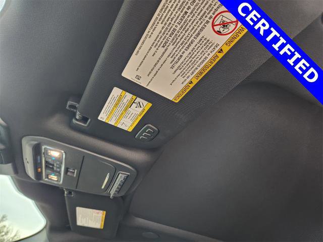 Certified 2025 Ford F250 Platinum w/ FX4 Off-Road Package image 25