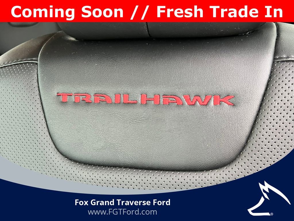 Used 2022 Jeep Cherokee Trailhawk w/ Premium Leather Package AWD/4WD image 14