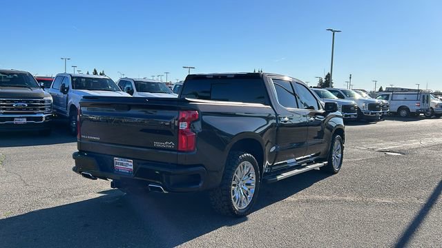 Used 2019 Chevrolet Silverado 1500 High Country w/ Technology Package image 3