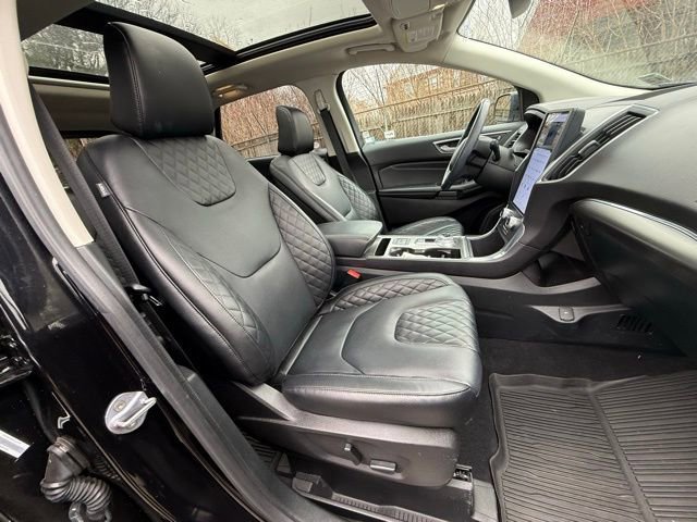 Certified 2023 Ford Edge Titanium w/ Equipment Group 301A image 15