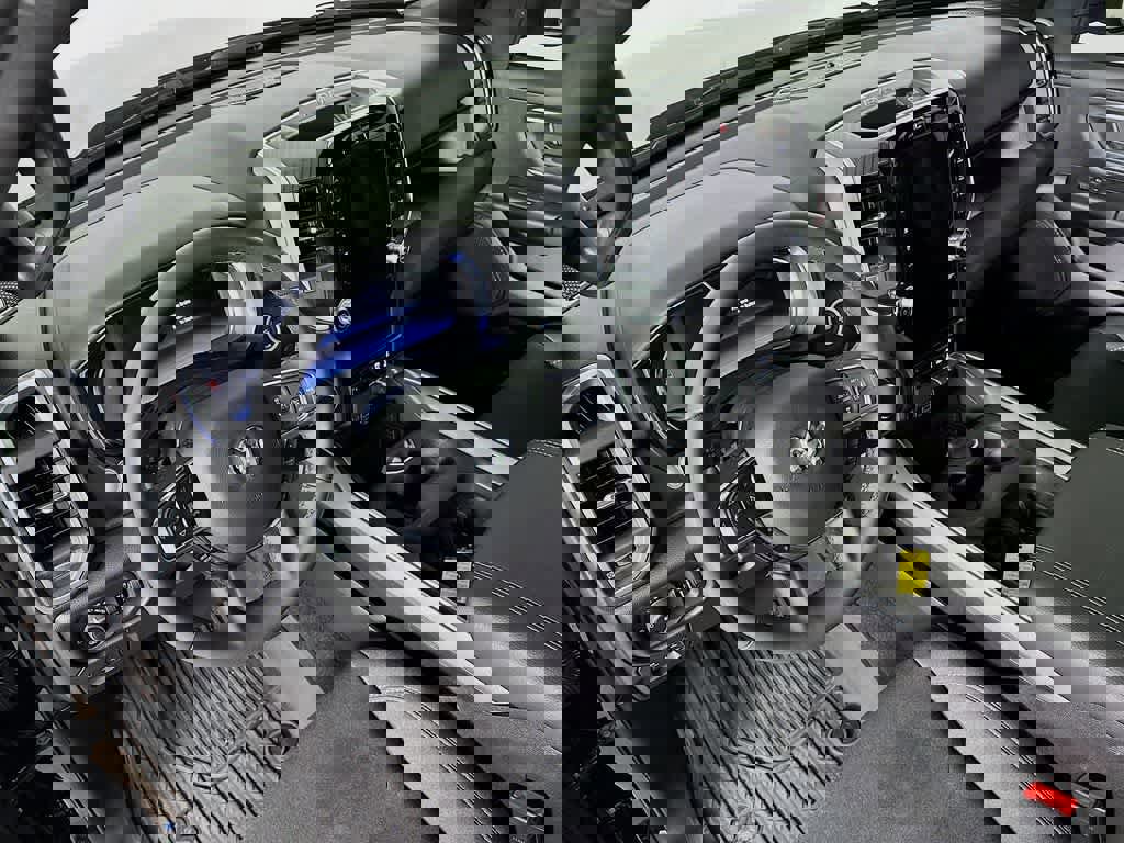 Used 2025 RAM 1500 Big Horn image 9