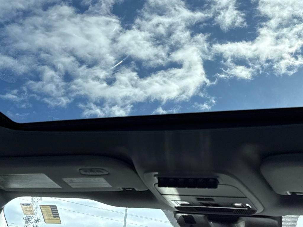 Certified 2024 Ford F350 Lariat w/ Lariat Ultimate Package image 16