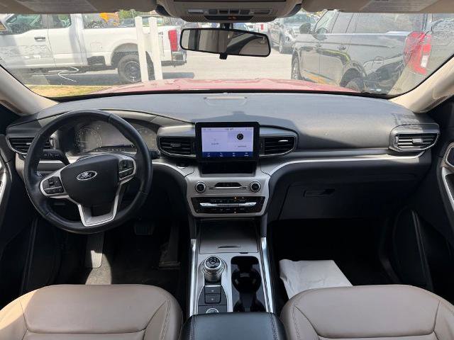 Certified 2022 Ford Explorer XLT w/ Equipment Group 202A AWD/4WD image 15