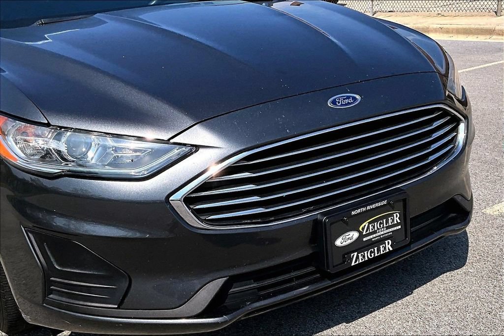 Certified 2020 Ford Fusion SE FWD image 29