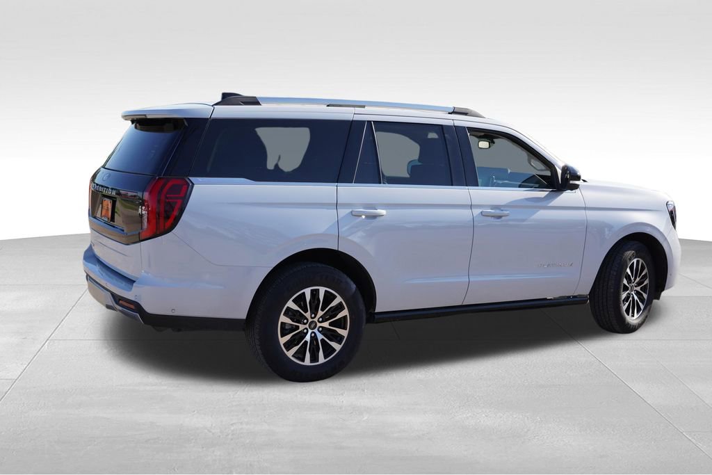 Certified 2025 Ford Expedition Platinum AWD/4WD image 4