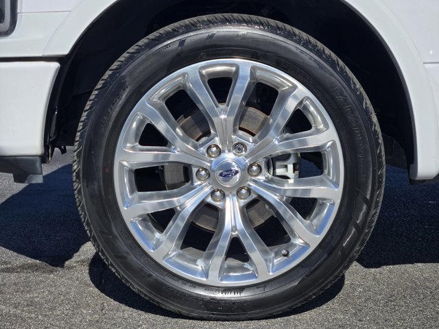 Certified 2019 Ford F150 Lariat w/ Trailer Tow Package image 10