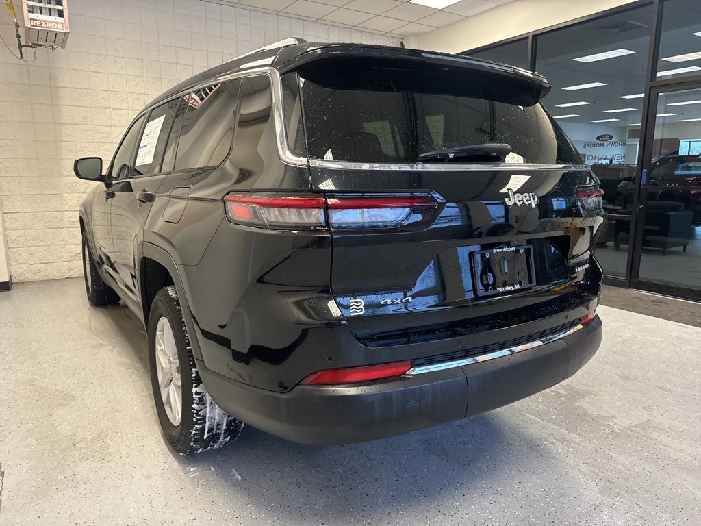 Used 2023 Jeep Grand Cherokee L Laredo image 10