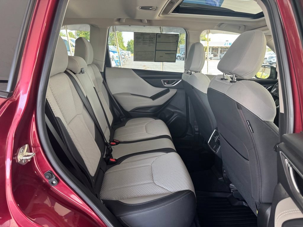 Used 2021 Subaru Forester Premium AWD/4WD image 20