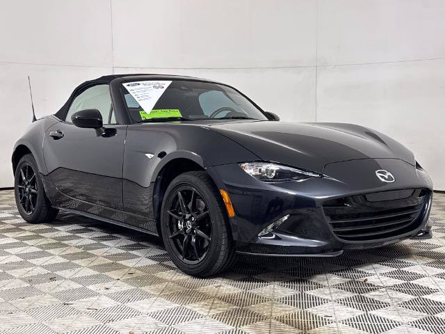 Used 2023 MAZDA MX-5 Miata Sport RWD image 25
