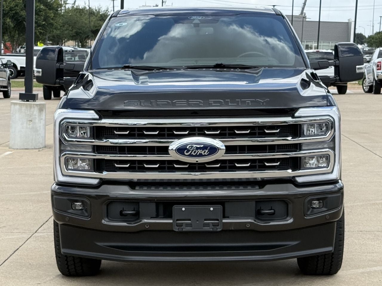 Certified 2025 Ford F250 King Ranch w/ FX4 Off-Road Package AWD/4WD image 8