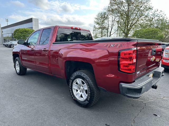 Used 2018 Chevrolet Silverado 1500 LT w/ All Star Edition AWD/4WD image 3